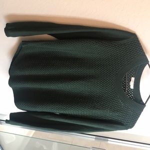 Like new sweater